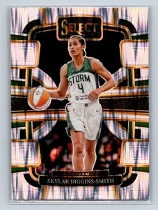 2024 Panini Select WNBA Skylar Diggins-Smith Silver Flash Prizm 12 - Imagen 1 de 2