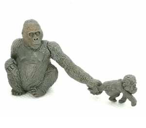 CIX 1/35, 54mm Scale Gorilla Female w/Cub - Picture 1 of 1