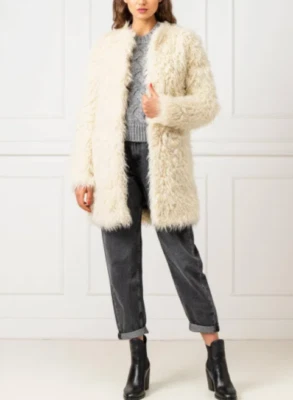 Casaco de pele sintética Pepe Jeans feminino off white pequeno Lisa comprimento médio - Imagem 1 de 4