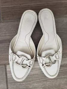 Tods Slip On Mule Low Heels In White Vintage In Size 35 - Picture 1 of 6