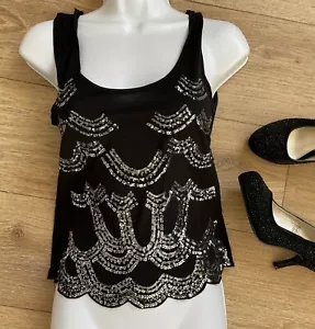 Glam Edgy Black Silver Sequin Sleeveless Scoop Neck Shift Top Scallop Hem Sz 8 - Picture 1 of 5