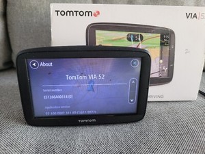 TomTom Via 52 (5") Lifetime EUROPE Maps/Traffic/Handsfree Calls Ref:0243