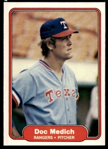 1982 Fleer 324 Doc Medich   Texas Rangers  Baseball Card