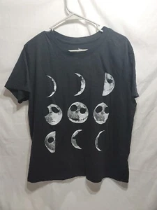 Disney Black Short Sleeve T Shirt Junior Size XL Nightmare Before Christmas - Picture 1 of 3