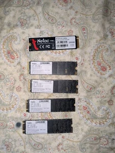 4x Kingfast Nvme SSD 128GB 1x Netac Nvme SSD 256GB - Picture 1 of 2