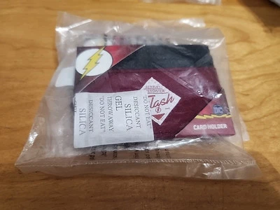 Front Pocket Slim Card Holder Wallet FLASH Scarlet Speedster DC Comics Felt  - Image 1 of 2