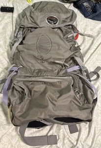 Osprey Aura AG 50 Liter Women's Backpacking Pack Gray Medium/Large 18-21” Read - Picture 1 of 15