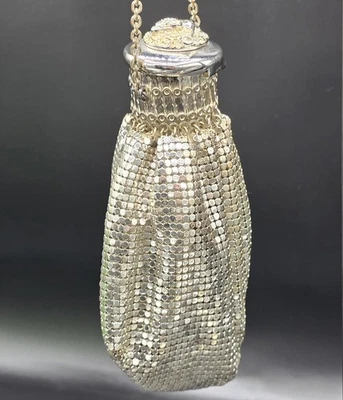 古董 Whiting & Davis 网眼舞蹈钱包 – 银色金属网眼,珠宝盖 — 第 1/4 张图片