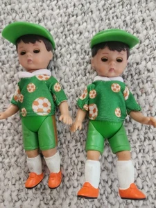 2 Vintage Kick it Puppen. 5 cm große Augen öffnen und schließen. 2005 - Bild 1 von 5