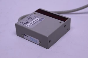 Keyence BL-185 Lettore di codici a barre LED/CCD, rivestimento laterale - Foto 1 di 9