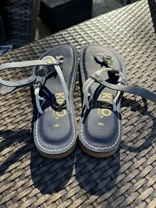 Kino Made in Key West Women's Size 8 Sandals Flip Flops navy blue free shipping - Picture 1 of 17