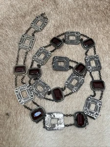 Antiguo cinturón o collar de vidrio amatista Art Nouveau plateado - Imagen 1 de 7