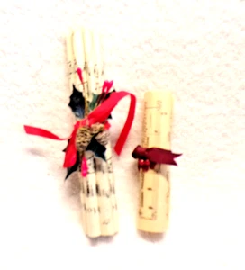 Set of 2 MUSIC SCROLLS Christmas Ornaments  #B - Picture 1 of 2