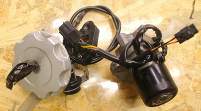 Interruptor de encendido tapa del tanque Ducati Hyperstrada 821 Hypermotard 2013 2014 2015 Foto 1 de 4