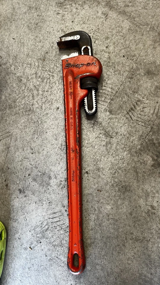 🔧 Snap-on 24” Adjustable Wrench 🪛 — Made in USA, Heavy-Duty & Reliable! - Image 1 of 4