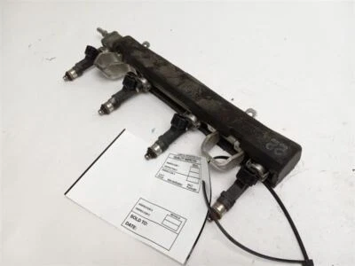 CARRIL DE COMBUSTIBLE PARA LINCOLN MKZ 2009-2019 OEM Foto 1 de 4