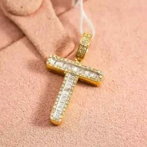 3Ct Baguette Lab Created Diamond Initial T Letter Pendant 14K Yellow Gold Plated - Foto 1 di 5