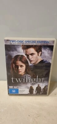 Twilight DVD 2009 M PAL Region 4 2-Disc Special Edition - Image 1 of 4
