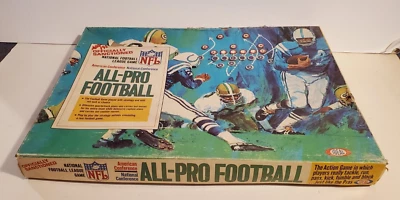 VINTAGE IDEAL 1970 ALL-PRO FOOTBALL GAME NFL NATIONAL OFFICIAL LEAGUE BOARD GAME - Image 1 of 4