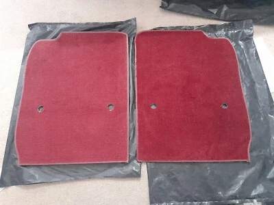 Novo Genuíno Jaguar XJ40 Traseira Direita Tapete Interior Vermelho Rubi BEC22972CFN XJ12 XJ6 - Imagem 1 de 4