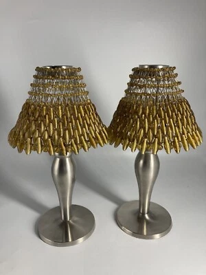 Juego de 2 candelabros de peltre y cuentas de vidrio Pottery Barn limpios Foto 1 de 4