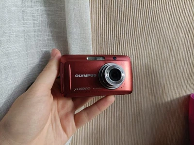🔥RARE Dark Pink Olympus Stylus 500 5.0MP digital compact camera🔥WORKing CHEAP - Image 1 of 4