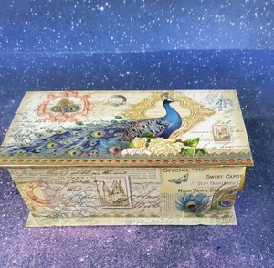PUNCH STUDIO THE GIFTED LINE PEACOCK MUSIC BOX WITH VERBENA SOAP BAR  4OZ - Picture 1 of 4