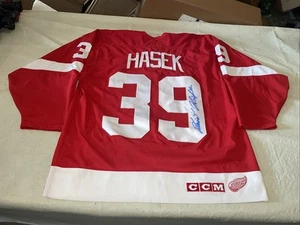 Maillot Auto Dominik Hasek Detroit Red Wings hommes grand propre sans micro coa Ccm cousu - Photo 1/10