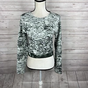 Fabletics Mari Seamless Long Sleeve Crop Top Size XL Tiger Tie Dye Green White - Picture 1 of 8