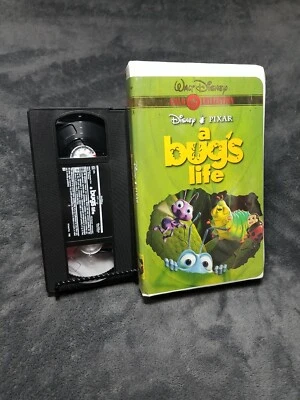 A Bugs Life (VHS, 2000, Gold Collection Edition) Includes Geri’s Game short Used - Image 1 of 2