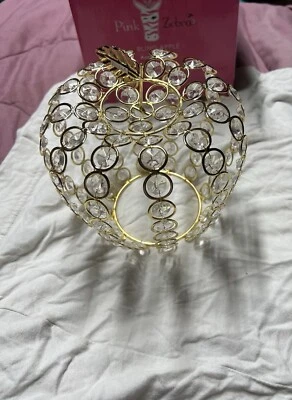 Tono con acento de manzana cebra rosa Foto 1 de 3