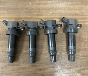 Ignition Coil-Natural WAI CUF2165 - Picture 1 of 6