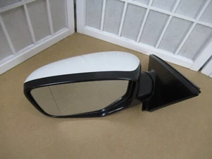 13 14 15 16 17 18 19 20 21 22 Acura ILX WHITE Power Left (L) Door Mirror (5 Pin) - Picture 1 of 14