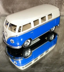 Kinsmart 5 In. VW 1962 Volkswagen Bus Pull-n-Go Diecast Model Toy 1:32 Blue EUC - Picture 1 of 16