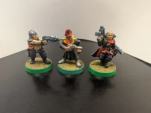 Warhammer figures metal painted x 3 in good used condition. - Picture 1 of 2