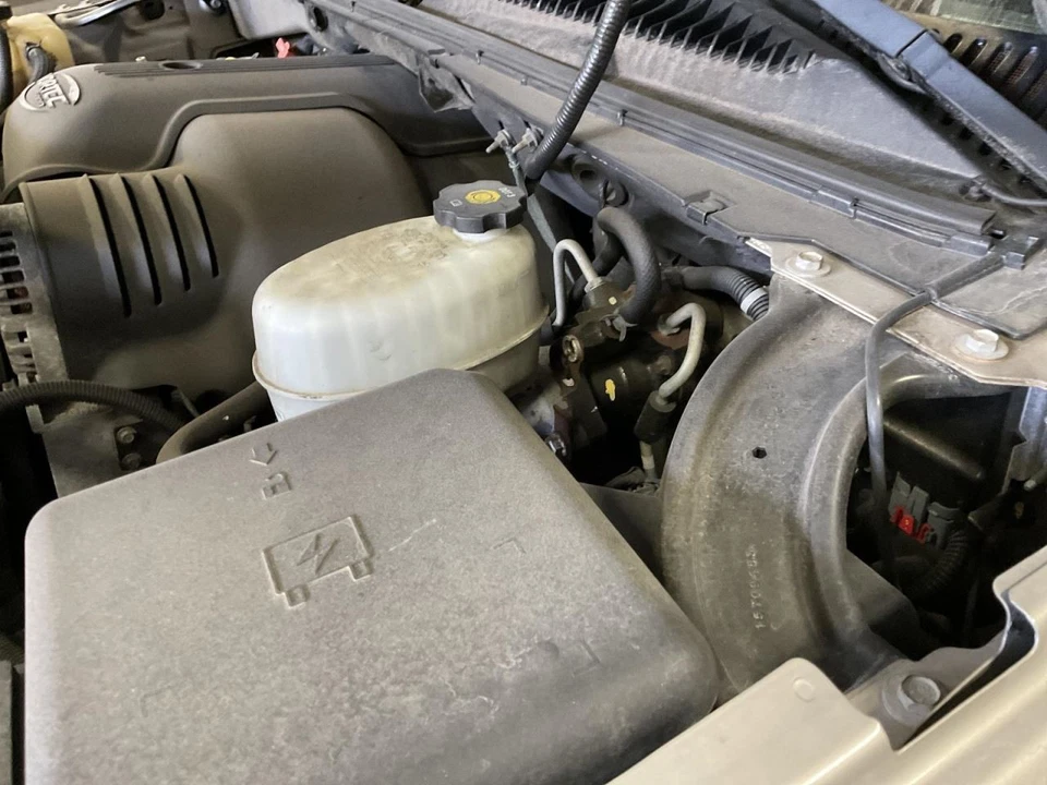 Potenciador de freno compatible con 03-06 AVALANCHE 1500 5052871 Foto 1 de 1