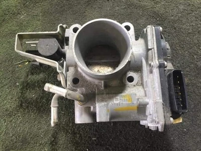 Cuerpo del acelerador Honda Fit Shuttle 2011 DAA-GP2 [usado] [PA111324626] Foto 1 de 3