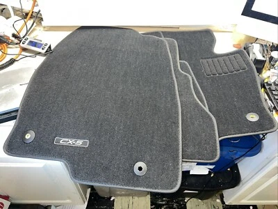 Alfombrillas delanteras y traseras Mazda CX-5. Nuevo-Sin caja Foto 1 de 4