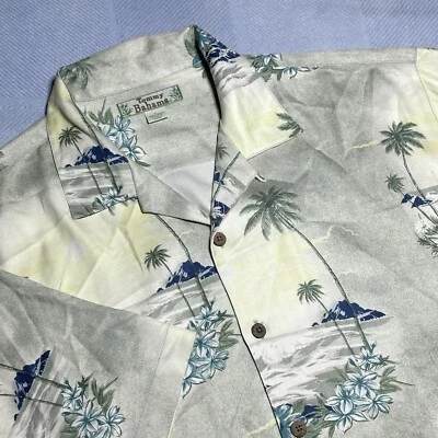 Tommy Bahama Coast Beach Waves Floral Silk Button Camp Hawaiian Shirt Sz Large - Image 1 of 4
