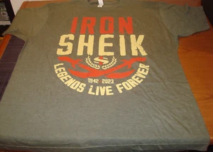 September 2023 Pro Wrestling Crate Exclusive Iron Sheik T-Shirt Gr. XL NEU - Bild 1 von 3