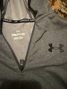 Youth Small Under Armour Hoodie - Picture 1 of 3