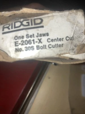 RIDGID  BOLT CUTTER JAWS 30”  51555 E-2601-X - Image 1 of 3