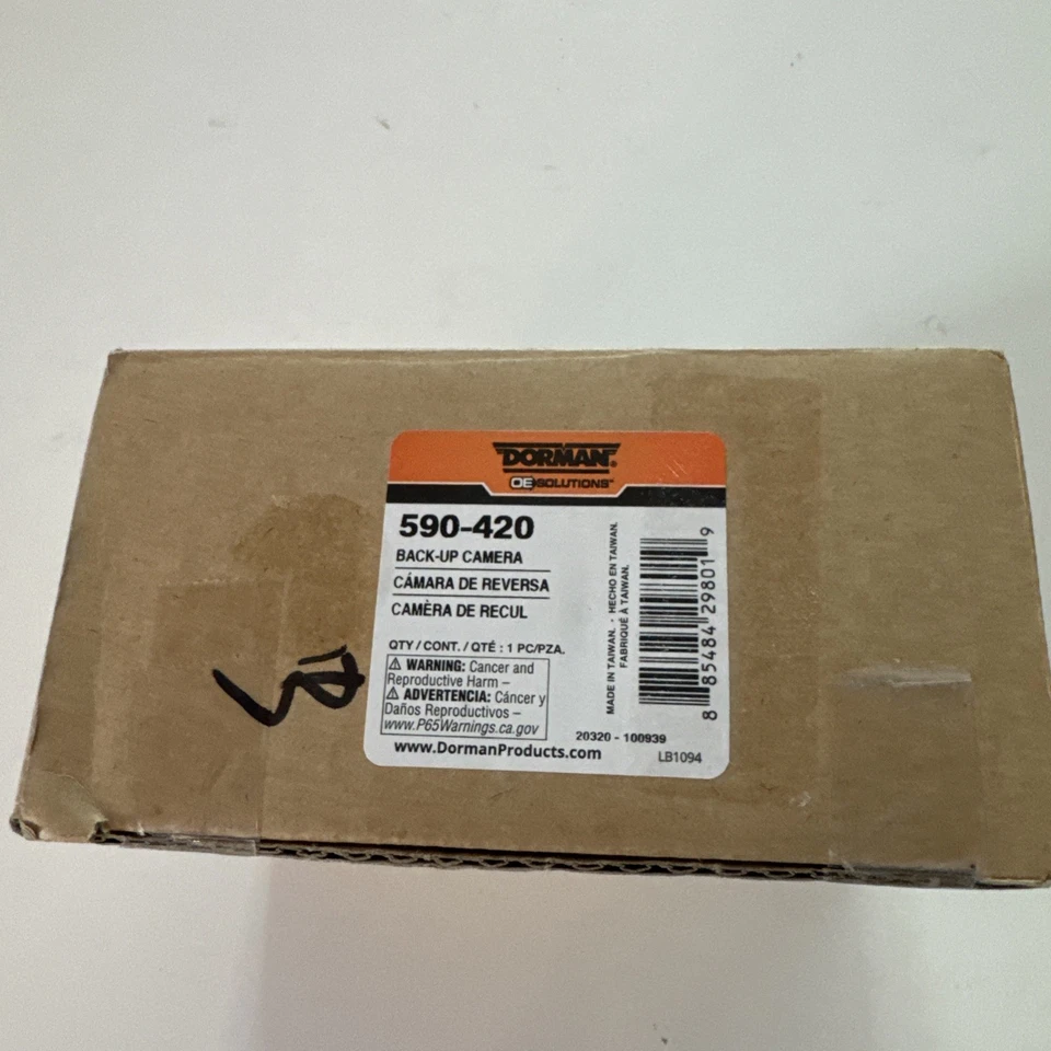 Cámara de reversa Dorman 590-420 de asistencia de estacionamiento trasera para Ford Explorer 2011-2012 Foto 1 de 4