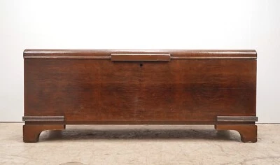 Vintage Art Deco Cavalier Cedar Chest - Image 1 of 4