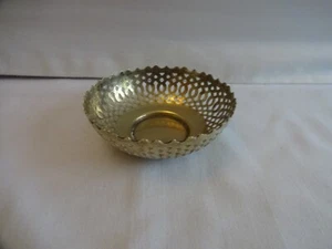 Vintage Silver Plated EPNS Small Fretted Bowl Height 3 cm x 8 cm - Picture 1 of 5
