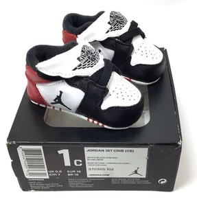 Zapato Nike Jordan 1st Crib Suave Talla 1C (370305 102) - Imagen 1 de 6