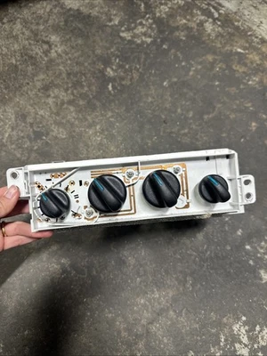 2000-2005 Dodge Neon 01-05 PT Cruiser Heat A/C Temperature Climate Control HVAC - Image 1 of 4