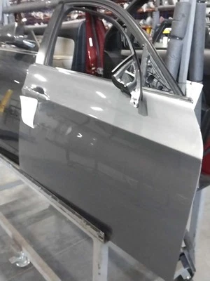 BMW 328I 2011 puerta delantera derecha gris OEM 510078 usado 140 k millas Foto 1 de 4