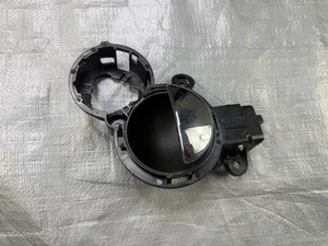 2002-2006 Mini Cooper Right Passenger Door Handle - Foto 1 di 12