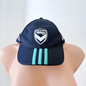 Gorra Adidas Melbourne Victory FC Mercancía Oficial Azul Ajustable OSFM - Imagen 1 de 24